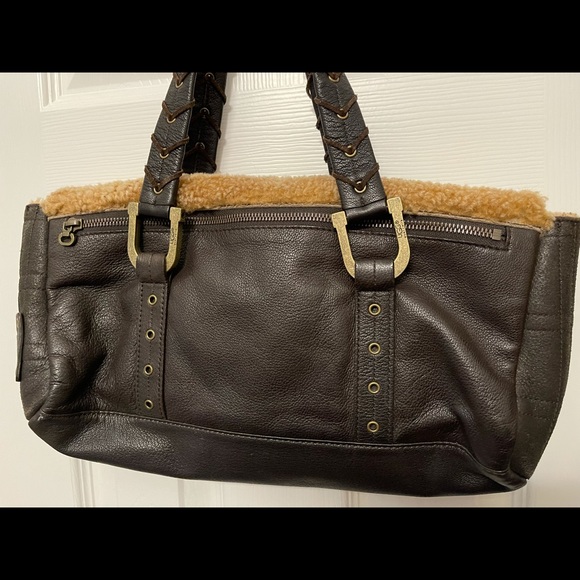 UGG Bag - Picture 7 of 14